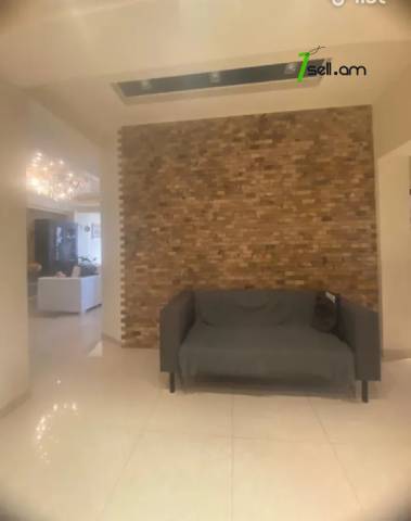 4 սենյականոց բնակարան նորակառույց շենքում Ադոնցի փողոցում, 145 քմ, 12/18 հարկ, բարձր առաստաղներ