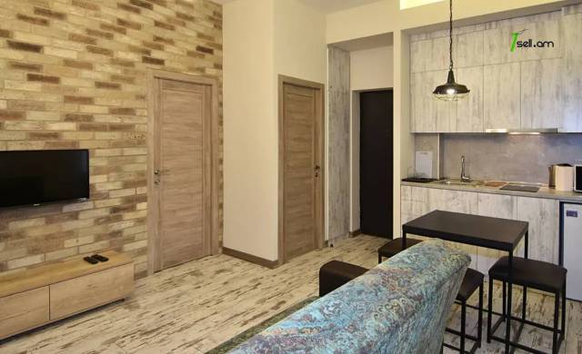 2 սենյականոց բնակարան Աղայան փողոցում, 48 ք.մ., 7/9 հարկ, դիզայներական ոճով վերանորոգված