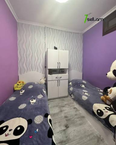3 սենյականոց բնակարան Արցախի պողոտայում, 67 քմ, 1/14 հարկ, կապիտալ վերանորոգված, քարե շենք