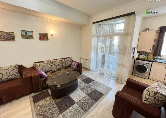 2 սենյականոց բնակարան նորակառույց շենքում Ալեքսեյ Հեքիմյանի փողոցում, 50 քմ, 1/5 հարկ, 2 սանհանգույց