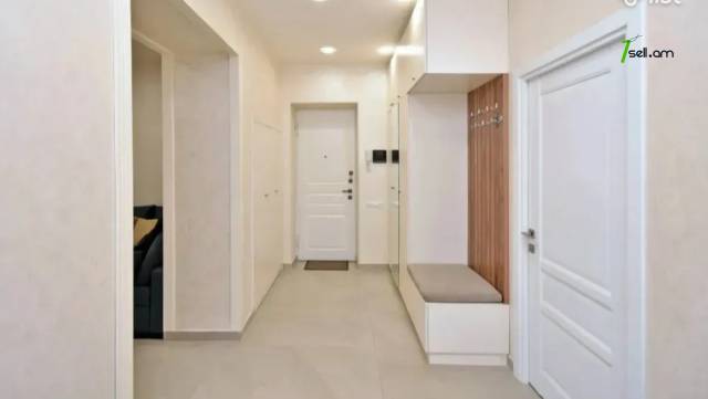 3 սենյականոց բնակարան Կոմիտասի պողոտայում, 88 քմ, նախավերջին հարկ, բարձր առաստաղներ