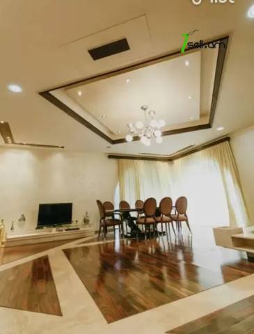 Երկու հարկանի քարե տուն Արաքսի փողոցում Աջափնյակում, 390 ք.մ., 3+ սանհանգույց