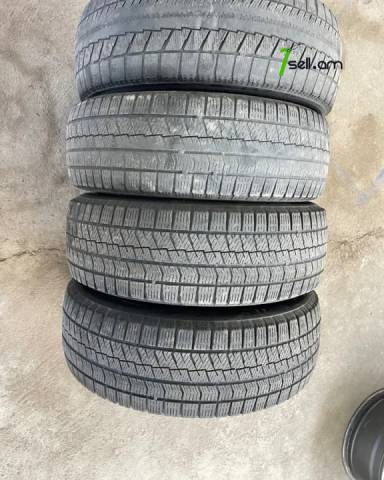 GGG. Bridingston 4hat Ձմեռային անվադողեր, 215/65 R16