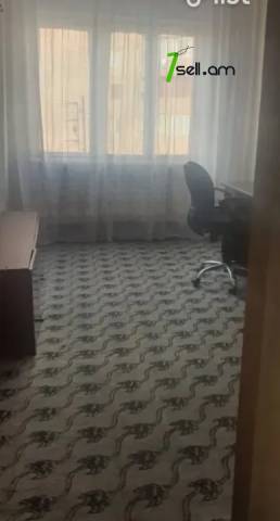 3 սենյականոց բնակարան Հունան Ավետիսյան փողոցում, 78 ք.մ., նախավերջին հարկ, մասնակի վերանորոգում