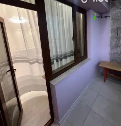 3 սենյականոց բնակարան Արղության փողոցում, 84 ք.մ., 2 սանհանգույց, մի քանի պատշգամբ