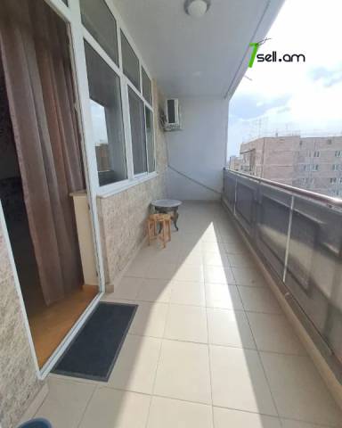 3 սենյականոց բնակարան նորակառույց շենքում Ռոստոմի փողոցում, 136 ք.մ., 2 սանհանգույց