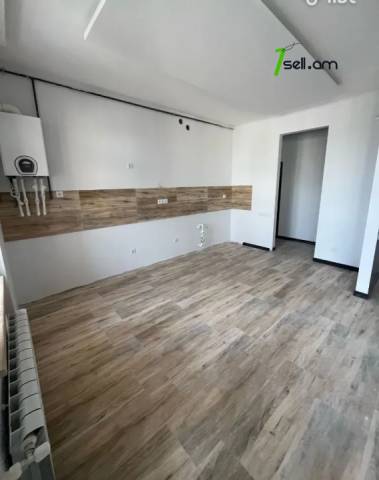 3 սենյականոց բնակարան նորակառույց շենքում Մոնթե Մելքոնյան փողոցում, 100 ք.մ., 2 սանհանգույց