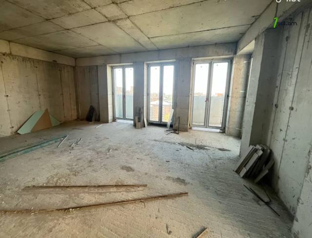 4 սենյականոց բնակարան նորակառույց շենքում Գյուլբենկյան փողոցում, 130 քմ, 9/16 հարկ, 2 սանհանգույց