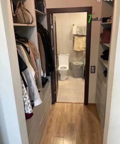 2 սենյականոց բնակարան նորակառույց շենքում Կոմիտասի պողոտայում, 90 ք.մ., բարձր առաստաղներ