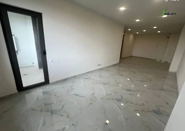 3 սենյականոց բնակարան նորակառույց շենքում Փավստոս Բուզանդի փողոցում, 105 քմ, 9/12 հարկ