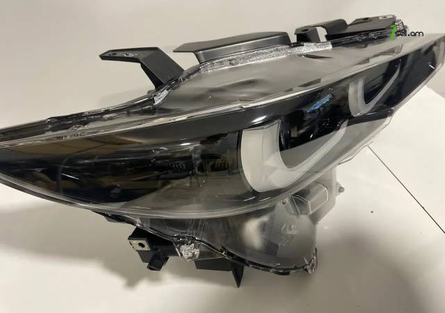 Mazda CX-5 լուսարձակ լեդերով (2021-2023)