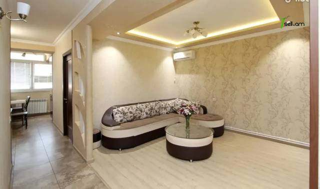 3 սենյականոց բնակարան Հին երևանցու փողոցում, 65 քմ, 8/10 հարկ, բարձր առաստաղներ