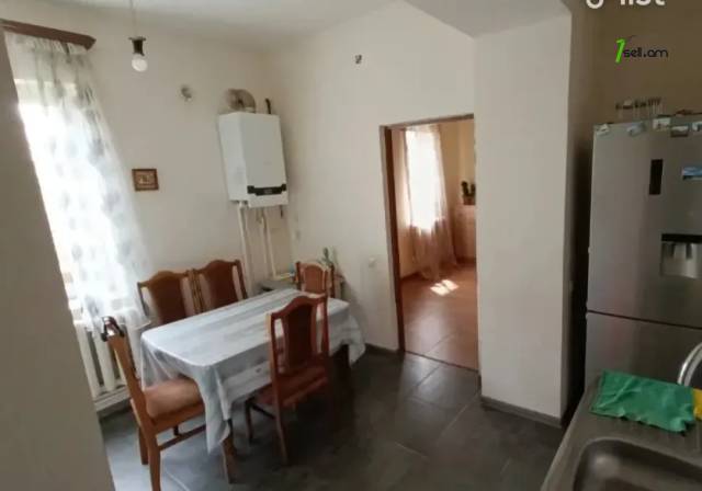 Մեկ հարկանի քարե տուն 1-ին փողոցում Ջրվեժում, 134 ք.մ., կապիտալ վերանորոգված