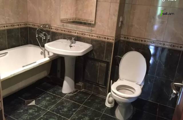 2 սենյականոց բնակարան Ղափանցյան փողոցում, 72 ք.մ., 2/9 հարկ, եվրովերանորոգված