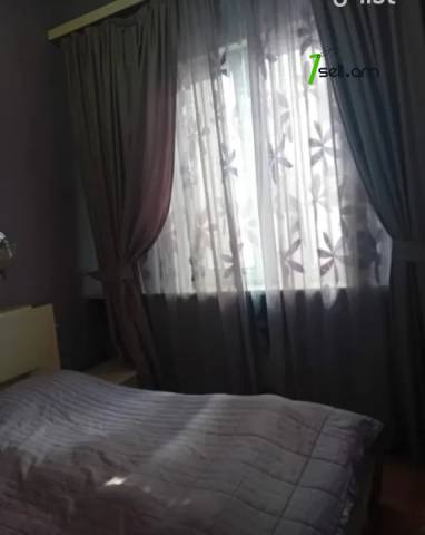 Երկու հարկանի տուն Զարոբյան փողոցում կենտրոնում, 221 ք.մ., 2 սանհանգույց