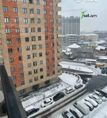 2 սենյականոց բնակարան նորակառույց շենքում Արղության փողոցում, 56 ք.մ., 8/14 հարկ, եվրովերանորոգված