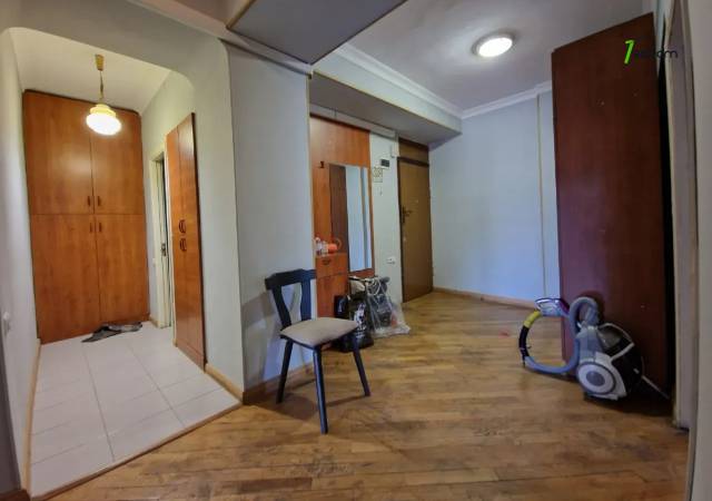 3 սենյականոց բնակարան Սարյանի փողոցում, 110 ք.մ., 3/9 հարկ, եվրովերանորոգված