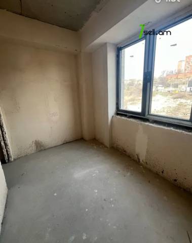 4 սենյականոց բնակարան նորակառույց շենքում Պարույր Սևակի փողոցում, 89 ք.մ., 5/15 հարկ