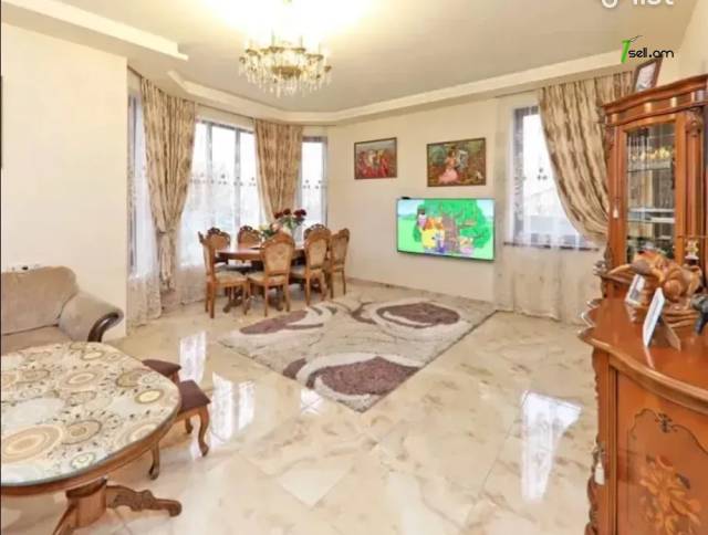 Երկու հարկանի քարե տուն Մոլդովական փողոցում Նոր Նորքում, 275 քմ, 2 սանհանգույց, կապիտալ վերանորոգված