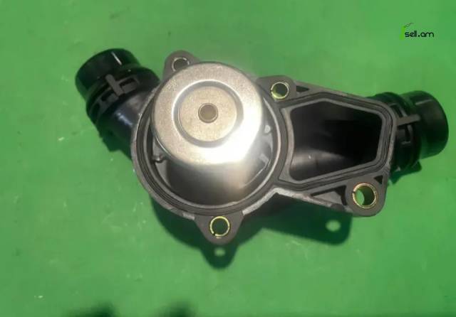 BMW X3 E83 2003-2006 տերմոստատ