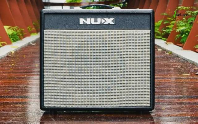 Nux Mighty 20 Amplifier