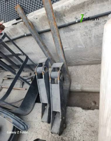 Jcb լապա, CAT տրակտորի լապեք, վիլկեք, վիլա, վիլկա, лапа, лапы, լապա, պալետային վիլա էքսկավատորի համար