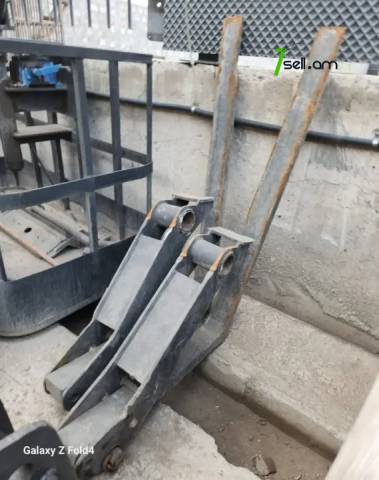 Jcb լապա, CAT տրակտորի լապեք, վիլկեք, վիլա, վիլկա, лапа, лапы, լապա, պալետային վիլա էքսկավատորի համար