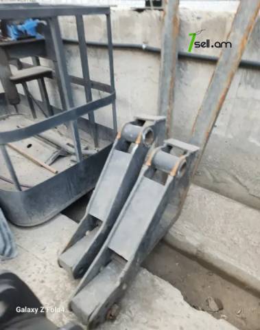 Jcb լապա, CAT տրակտորի լապեք, վիլկեք, վիլա, վիլկա, лапа, лапы, լապա, պալետային վիլա էքսկավատորի համար