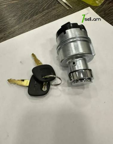 A58 CAT hitachi էքսկավատորի անջատման միացման անջատիչ замок