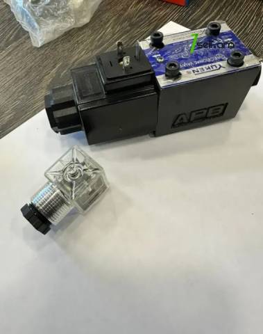 A75 JCB Daf Iveco Scania Volvo Caterpillar Cat Komatsu տրակտորի բարձր ճնշման բաշխման էլեկտրամագնիսական փական