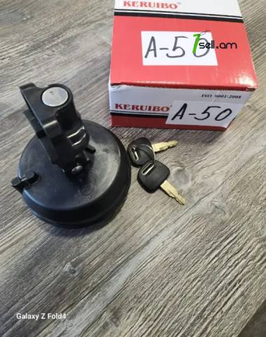 A40 Hitachi էքսկավատորի, տրակտորի վառելիքի բակի կռիշկա