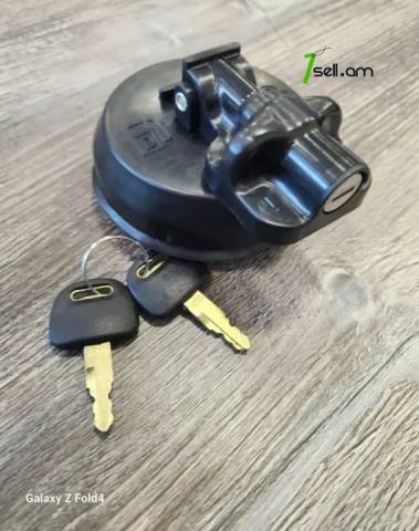 A40 Hitachi էքսկավատորի, տրակտորի վառելիքի բակի կռիշկա