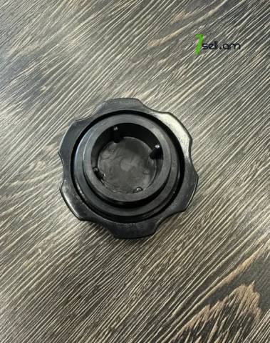 A121 JCB էքսկավատորի յուղի լցանքի կափարիչ