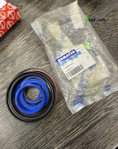 A166, A171, A172 Komatsu էքսկավատորի վերանորոգման հանդերձանք, ռեմկոմպլեկտ