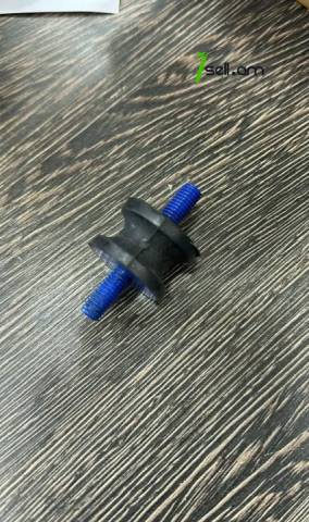 A192 MAN Iveco Scania բեռնատարի ռադիատորի պադուշկա