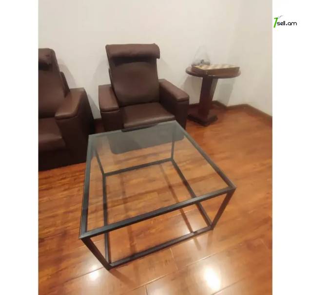 Լոֆթ ոճի յուրահատուկ սուրճի սեղան