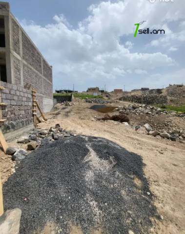 Հողատարածք բնակելի շինությունների համար Առինջում, 1000 քմ