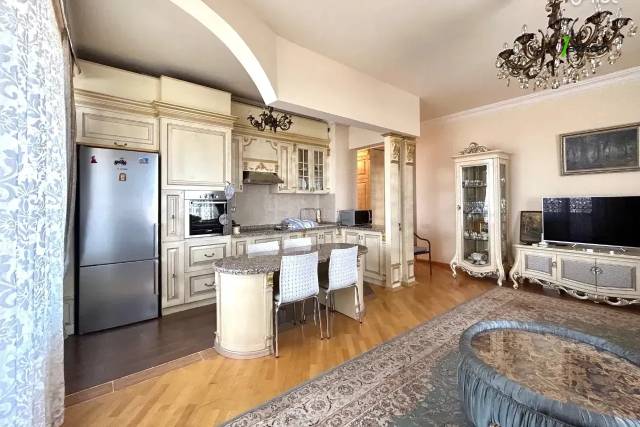 3 սենյականոց բնակարան նորակառույց շենքում Մարո Մարգարյան փողոցում, 92 ք.մ., 10/12 հարկ