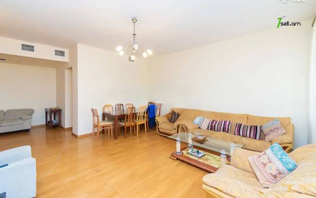 3 սենյականոց բնակարան նորակառույց շենքում Պարոնյան փողոցում, 101 քմ, 8/11 հարկ, բարձր առաստաղներ