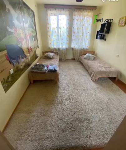 3 սենյականոց բնակարան Կոմիտասի պողոտայում, 80 ք.մ., 2/5 հարկ, բարձր առաստաղներ, եվրովերանորոգված