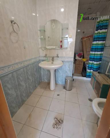 Բազմաֆունկցիոնալ գույք Վերին Անտառային փողոցում կենտրոնում, 400 ք.մ.