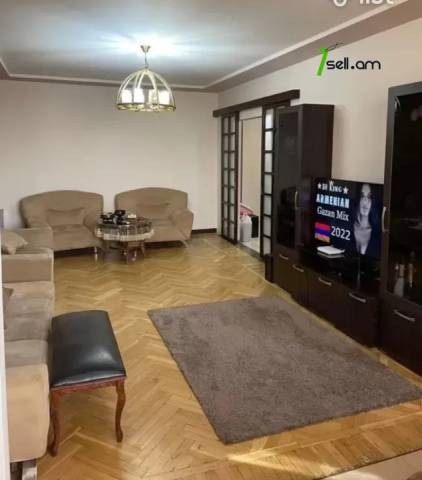 3 սենյականոց բնակարան Էրեբունիում, 93 ք.մ., 2 սանհանգույց, դիզայներական ոճով վերանորոգված, քարե շենք