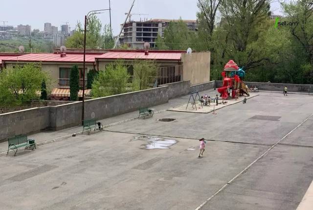 2 սենյականոց բնակարան նորակառույց շենքում Ծարավ Աղբյուրի փողոցում, 50 քմ, 1/9 հարկ, բարձր առաստաղներ