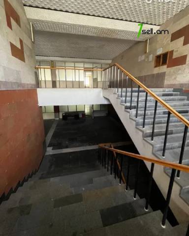 Շենք Ֆուչիկի փողոցում Աջափնյակում, 1800 քմ