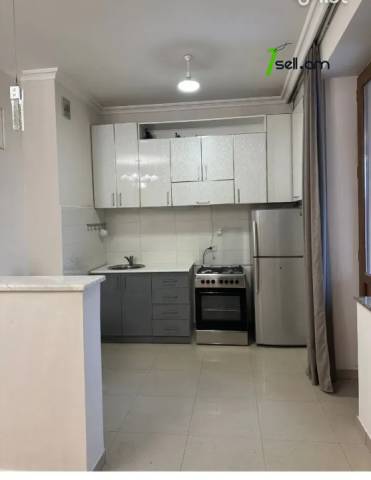 2 սենյականոց բնակարան նորակառույց շենքում Լեռ Կամսարի փողոցում, 90 ք.մ., 2 սանհանգույց