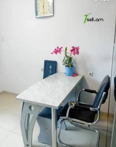 Բազմաֆունկցիոնալ գույք Նաիրի Զարյան փողոցում Արաբկիրում, 70 քմ