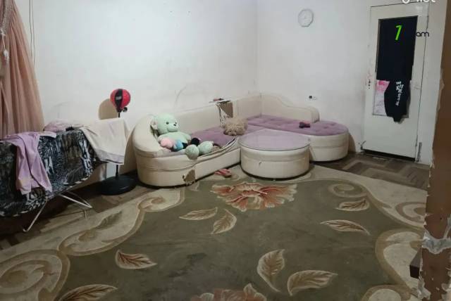 2 սենյականոց բնակարան, Մելիք Մելիքյան փողոցի նրբանցք, 55 ք.մ., 2/9 հարկ, մասնակի վերանորոգում