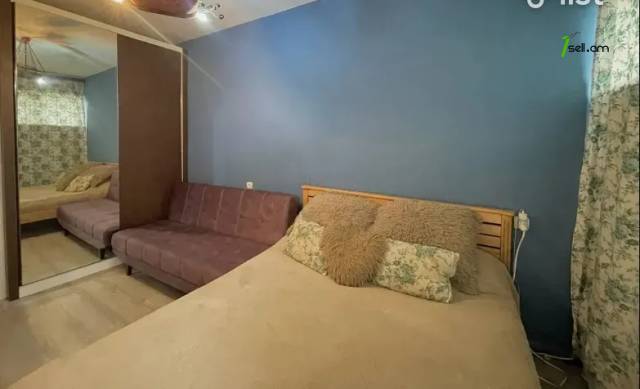 2 սենյականոց բնակարան Ռուբինյանց փողոցում, 69 ք.մ., նախավերջին հարկ, բարձր առաստաղներ