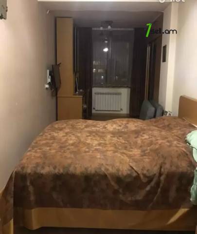 3 սենյականոց բնակարան նորակառույց շենքում Վիկտոր Համբարձումյանի փողոցում, 89 ք.մ., 2 սանհանգույց