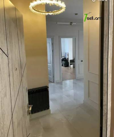 3 սենյականոց բնակարան նորակառույց շենքում Կարապետ Ուլնեցու փողոցում, 110 ք.մ., 2 սանհանգույց